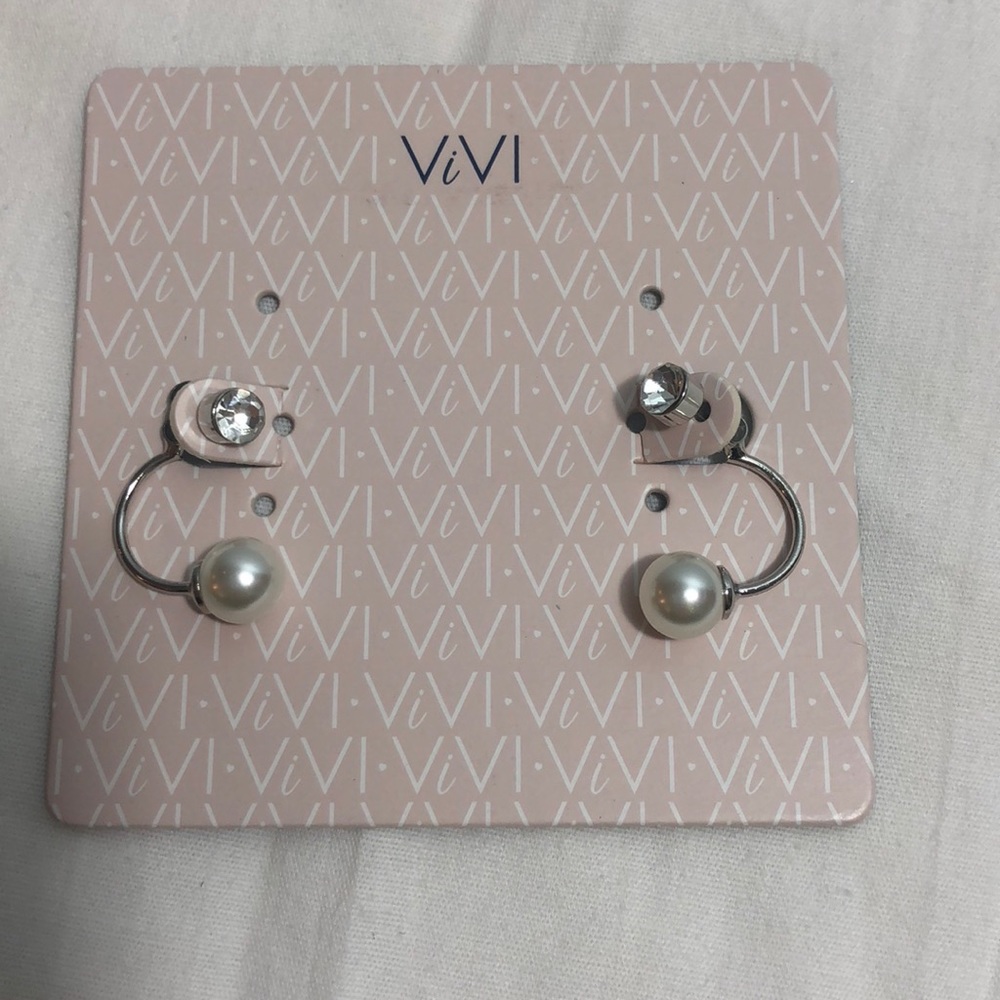 Pearls and sparkles